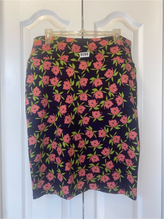 LuLaRoe Dresses & Skirts - 🌟SOLD🌟 9089 - LuLaRoe XL Cassie Skirt NWT